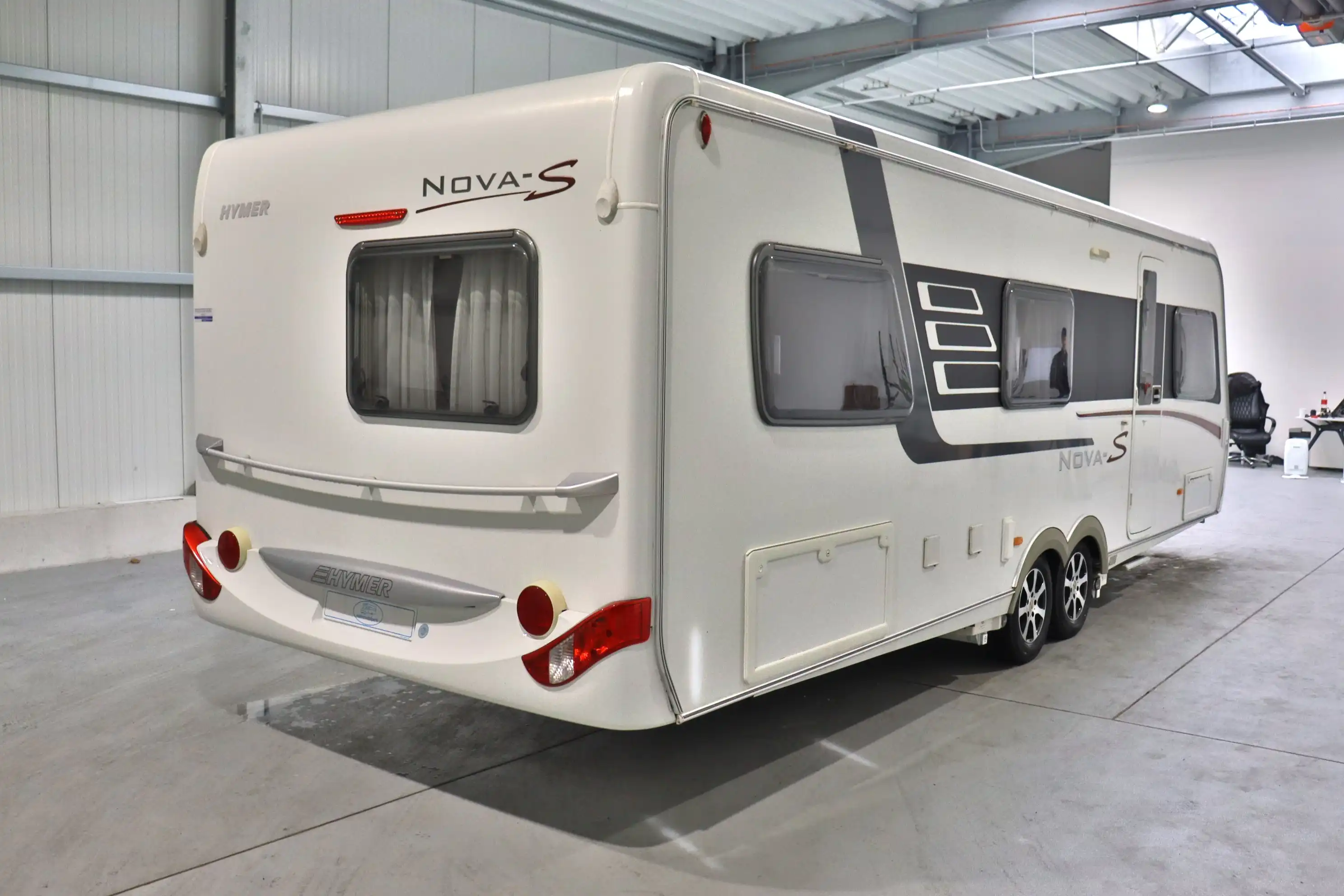 HYMER-ERIBA Nova S 690